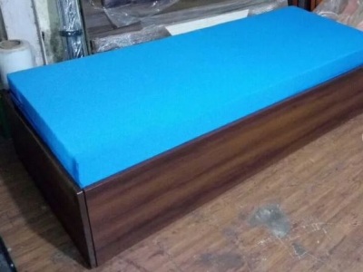Ply Wood Modern Wooden Diwan Bed
