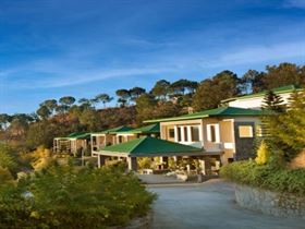 Stay in Opulence and Comfort at Our Resort in Salon