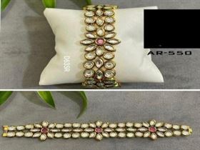 Kundan meenakari set lifetime available