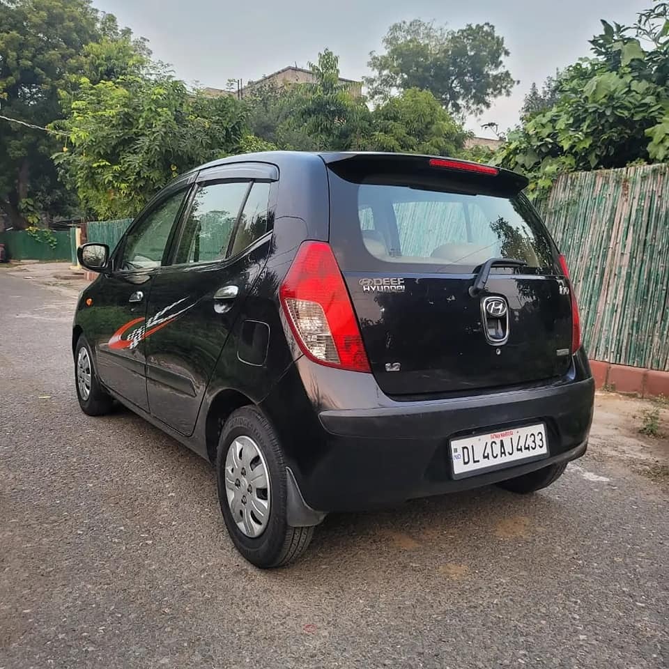 Hyundai Black Luxury Car